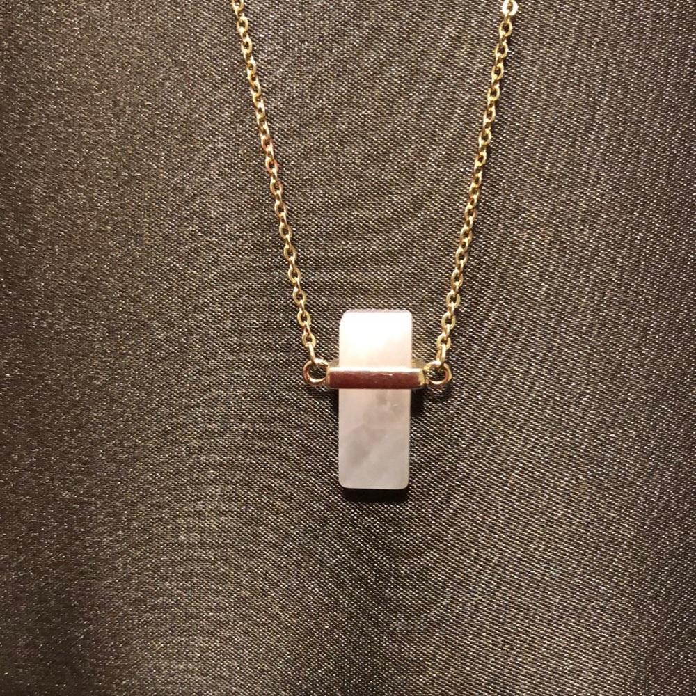NWT Courtney G Gold Tone and Pink Semi Previous Stone Necklace